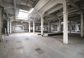 Győr-Moson-Sopron vármegye Győr 25.052nm-es telken 19.900nm szintterületű épületegyüttes eladó