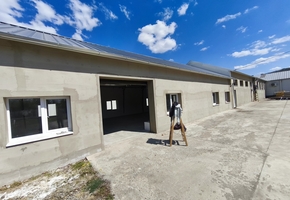 Heves vármegye Petőfibánya különböző méretű fűthető, légkondicionált, fűtetlen raktárak, műhelyek kiadók