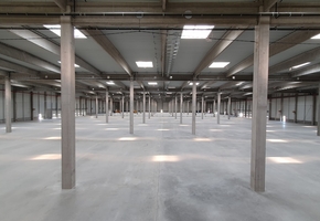 Zala megye Nagykanizsa igény szerinti fejlesztésű csarnokok kiadók