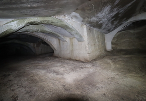 Budapest XXII. kerület Nagytétény 2500nm-es pincerendszer kiadó