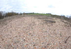 Pest megye Iklad iparterület önálló telephely 22.500nm-es telken 1098nm felújítandó épületegyüttes eladó