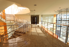 Pest megye Biatorbágy, önálló telephely 2Ha-os telken 7250nm-es raktár-irodaépület eladó