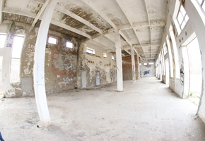 Pest megye Iklad iparterület önálló telephely 22.500nm-es telken 1098nm felújítandó épületegyüttes eladó