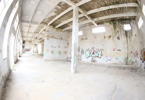 Pest megye Iklad iparterület önálló telephely 22.500nm-es telken 1098nm felújítandó épületegyüttes eladó