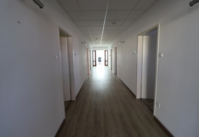 Pest megye Sződ önálló telephely 4HA telken 2777nm raktár, műhely, iroda épület eladó