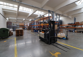 Budapest XXI. kerület Csepel Művek 1430nm-es igényesen felújított raktárblokk eladó